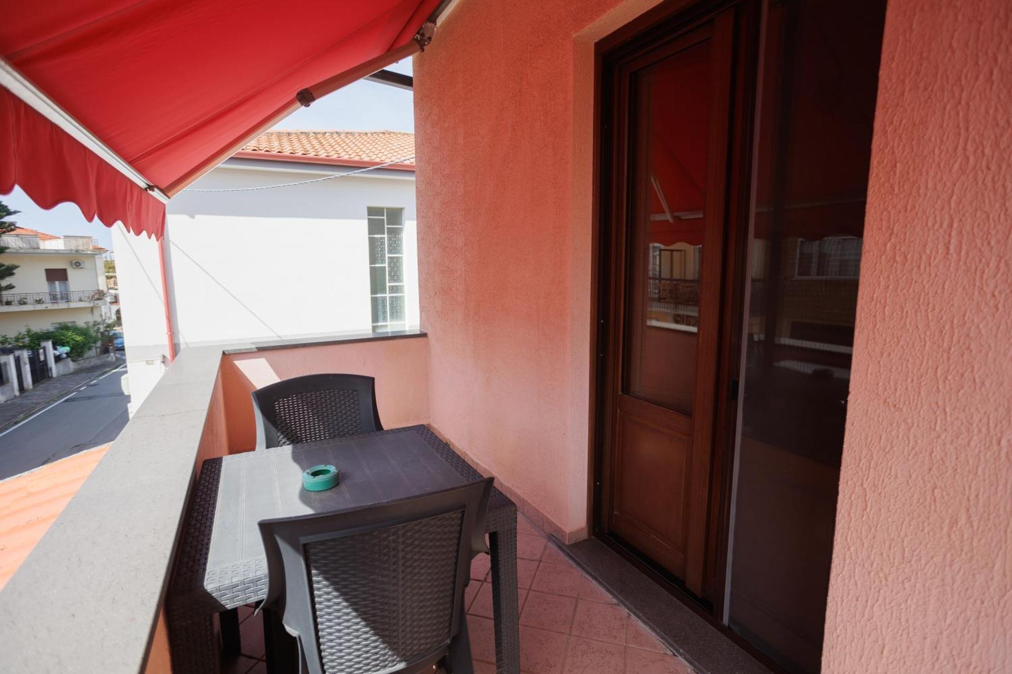 The Lemon Tree House Apartman Scalea Kültér fotó